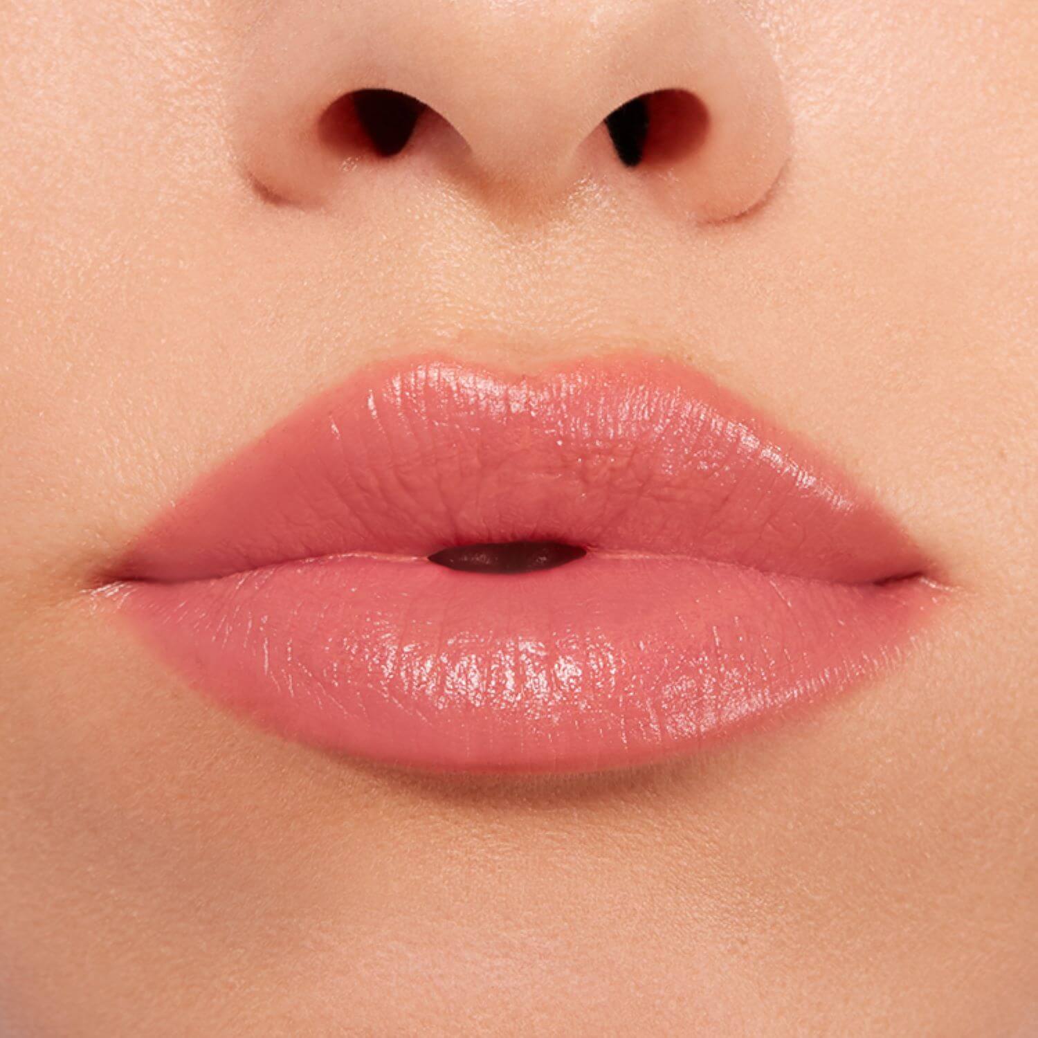 POWER-FULL PLUMP LIP BALM (BÁLSAMO LABIAL HIDRATANTE Y VOLUMINIZADOR)